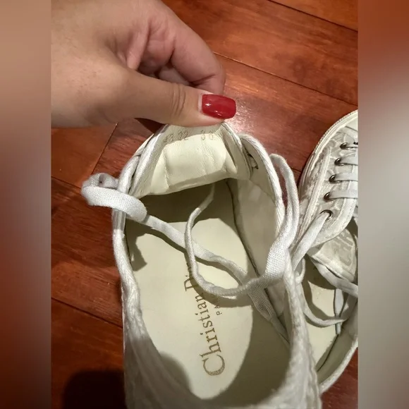 Christian Dior Walk’N’Dior Macrame Ivory Embroidery Sneaker Sz. 36 - Picture 8 of 11